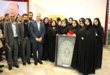 گزارش تصویری از اهداء جوایز  در همایش تجلیل از پرفسور علی اکبر جلالی چهره ماندگار شهرستان شاهرود 